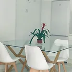 Domus Con Parking Gratuito * Granada