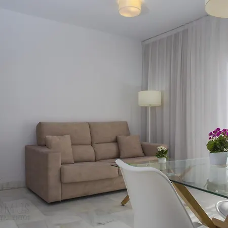 Domus Con Parking Gratuito *