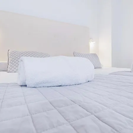Domus Con Parking Gratuito Apartamento *