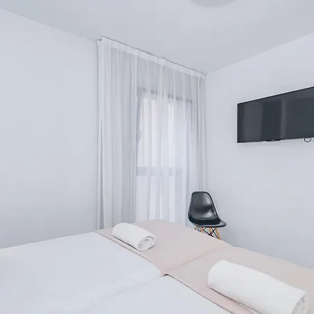 Domus Con Parking Gratuito Apartamento Granada