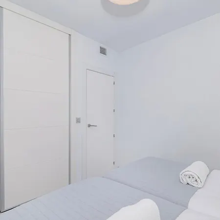 Domus Con Parking Gratuito * Granada