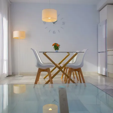 Domus Con Parking Gratuito En Pleno Centro Apartment *