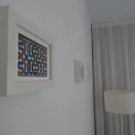 Domus Con Parking Gratuito En Pleno Centro * Granada