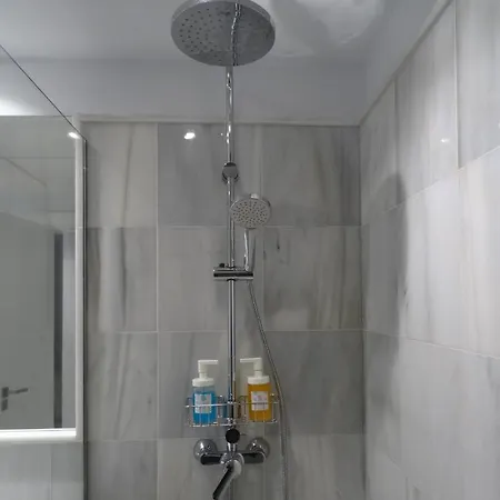 Domus Con Parking Gratuito En Pleno Centro * Granada